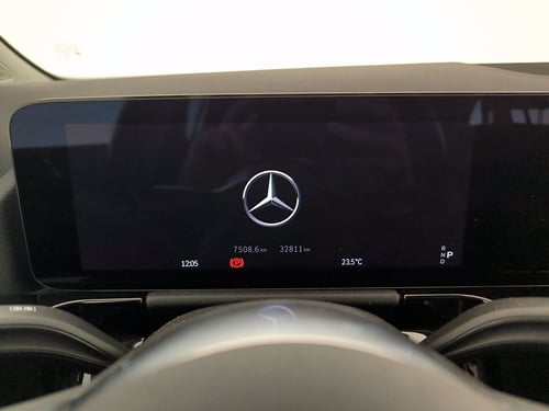 MERCEDES Gla 180 d progressive advanced plus auto