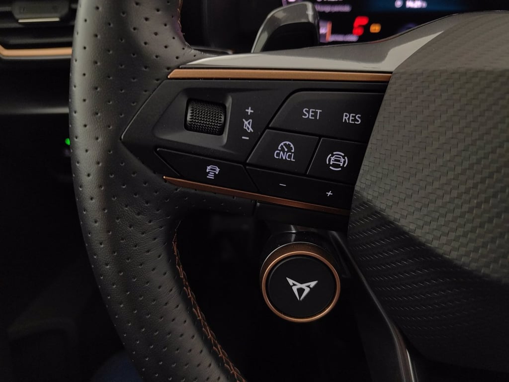 CUPRA Leon 1.5 hybrid 150cv dsg