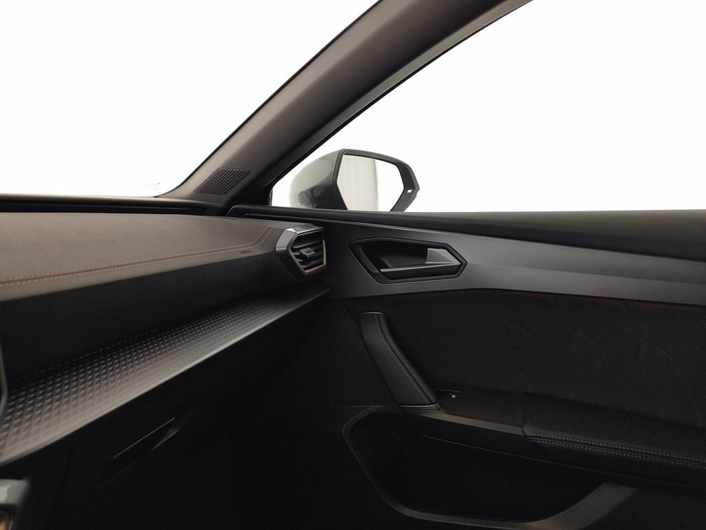 CUPRA Leon 1.5 hybrid 150cv dsg
