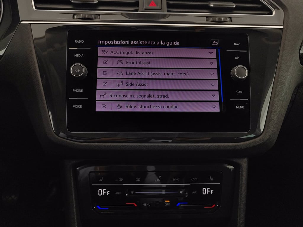 VOLKSWAGEN Tiguan 2.0 tdi life 122cv