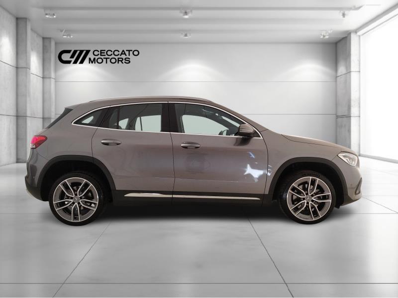 MERCEDES Gla 180 d sport plus auto