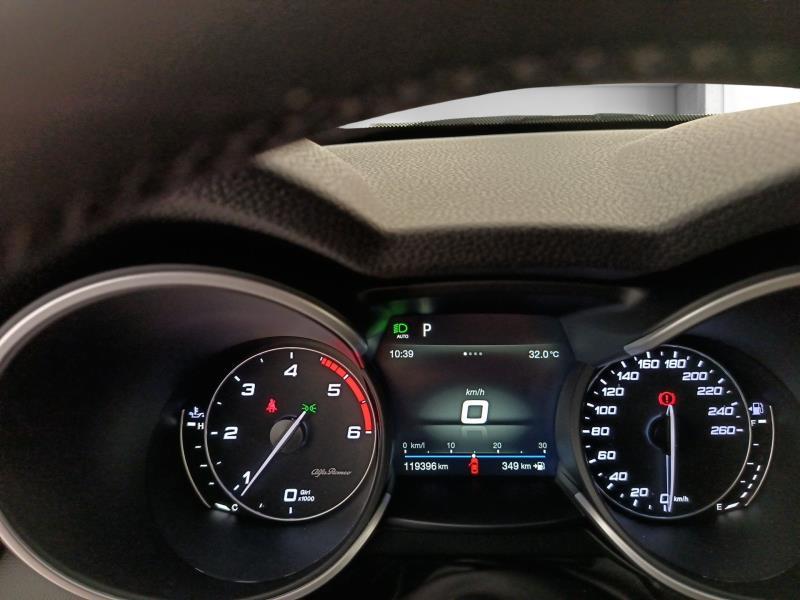 ALFA ROMEO Stelvio 2.2 t executive q4 210cv auto my19