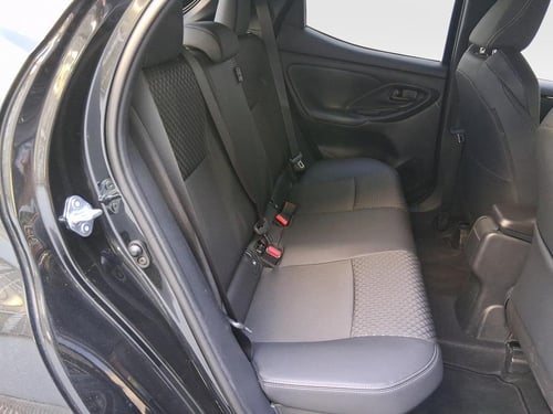 TOYOTA Yaris 1.5h 130 lounge