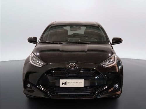 TOYOTA Yaris 1.5h 130 lounge