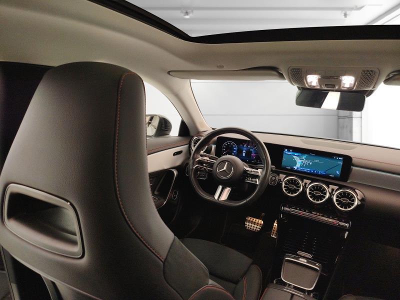 MERCEDES Cla shooting brake 200 d amg line premium auto