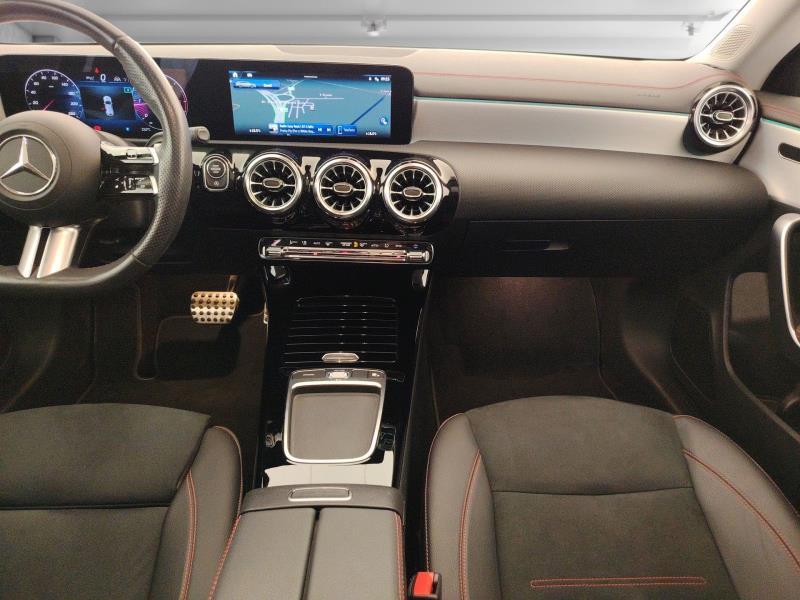 MERCEDES Cla shooting brake 200 d amg line premium auto