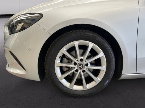MERCEDES Classe B 180 sport auto