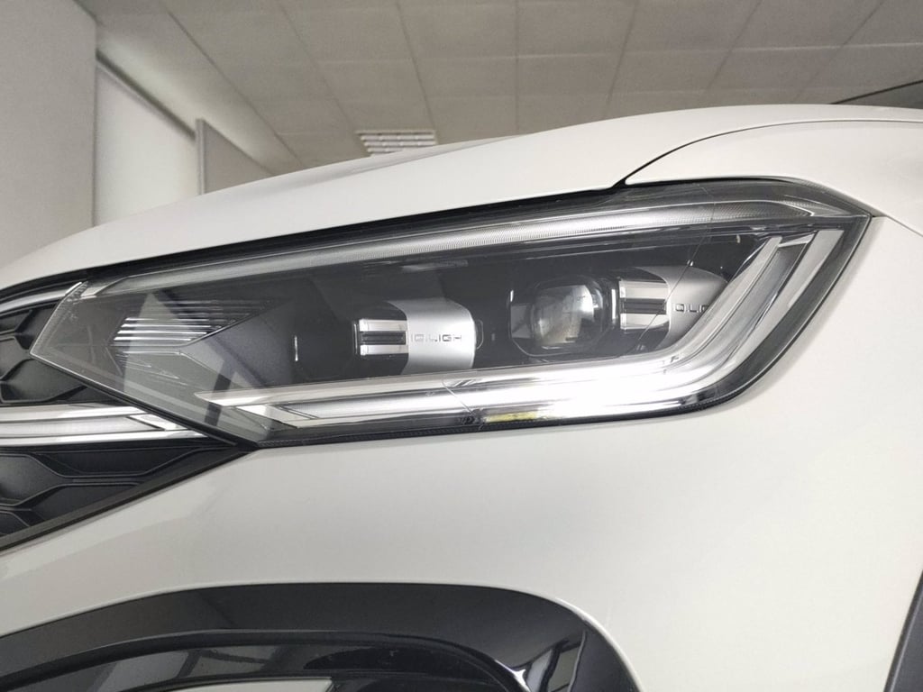 VOLKSWAGEN Taigo 1.0 tsi r-line 110cv dsg
