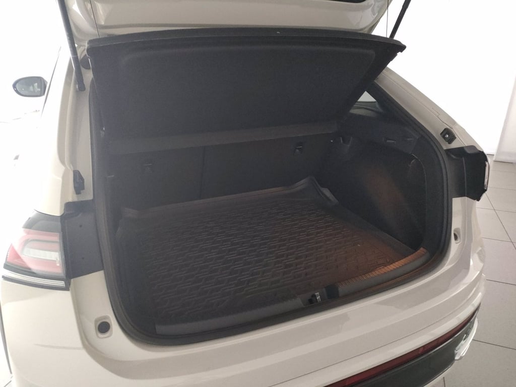 VOLKSWAGEN Taigo 1.0 tsi r-line 110cv dsg