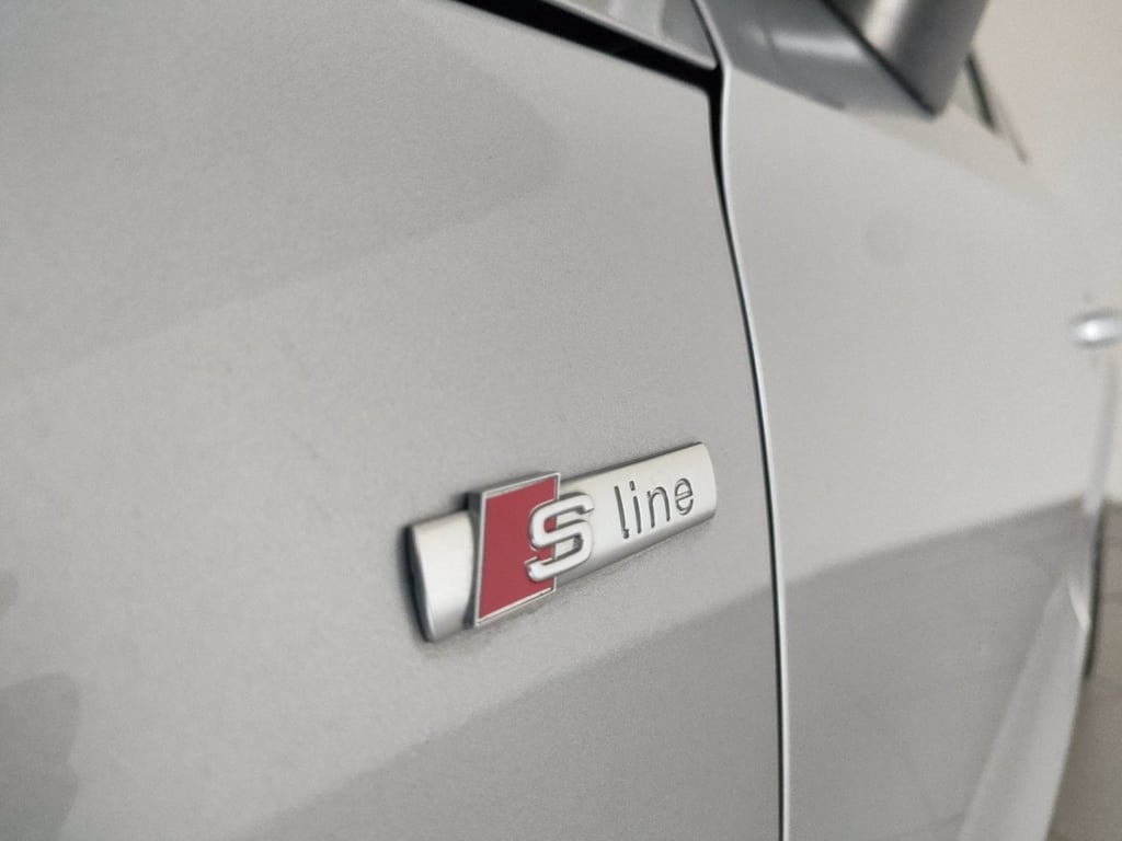 AUDI A1 sportback 1.0 tfsi ultra admired 95cv