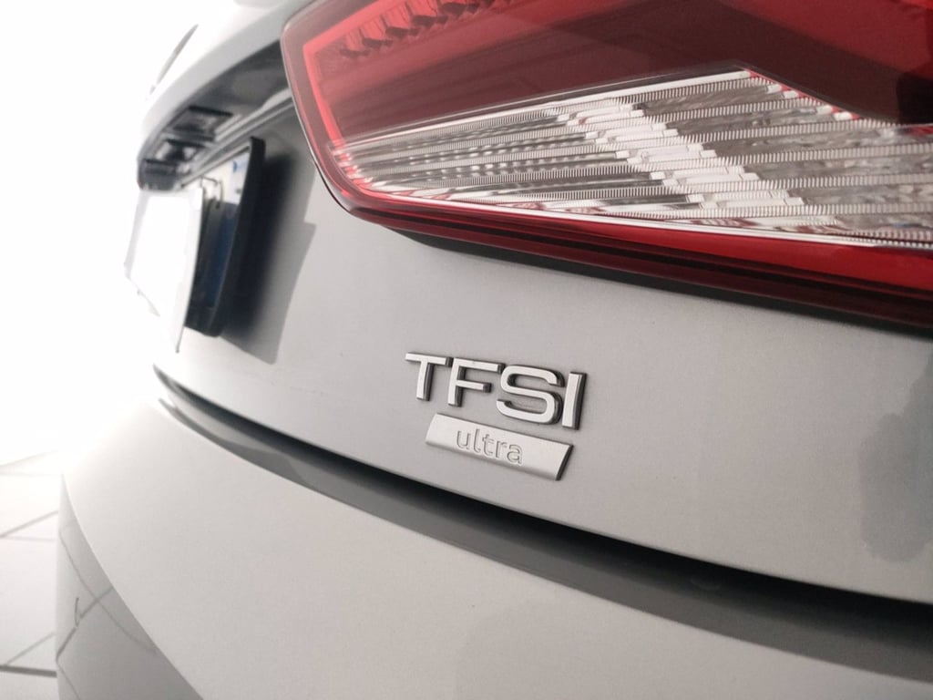 AUDI A1 sportback 1.0 tfsi ultra admired 95cv