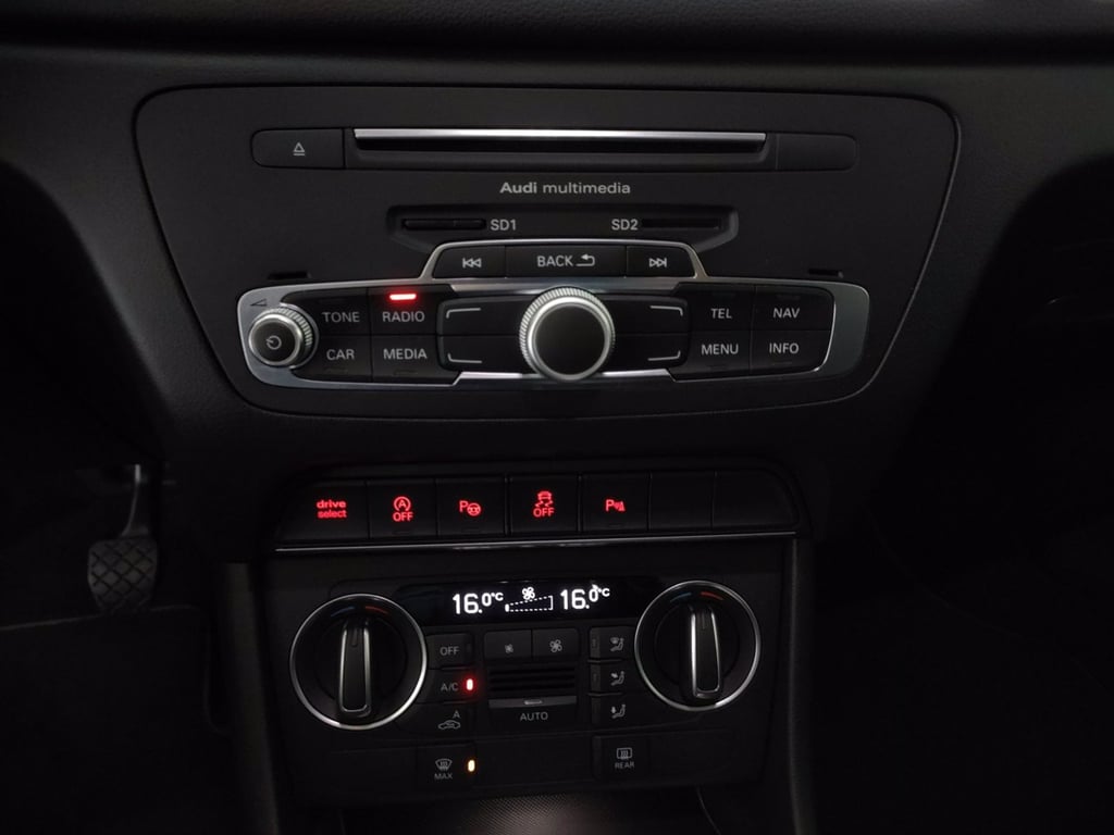 AUDI Q3 2.0 tdi sport 120cv