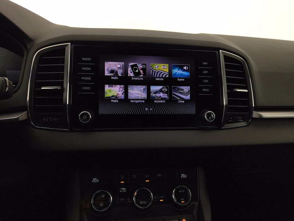 SKODA Karoq 1.5 tsi executive