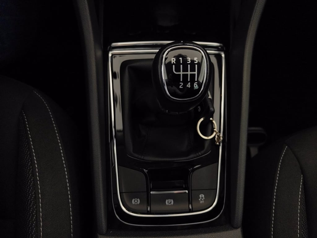 SKODA Karoq 1.5 tsi executive