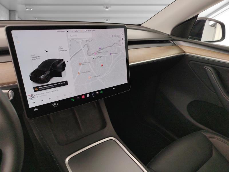 TESLA Model y performance dual motor awd