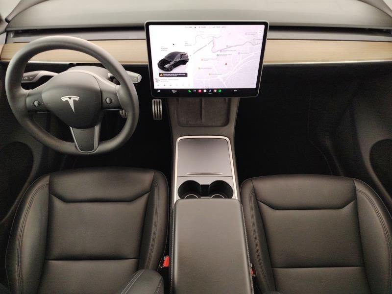 TESLA Model y performance dual motor awd