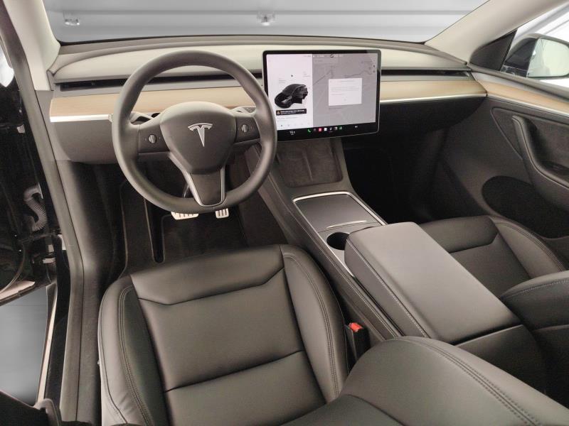 TESLA Model y performance dual motor awd