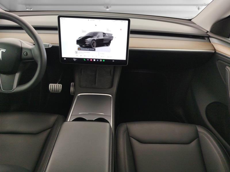 TESLA Model y performance dual motor awd