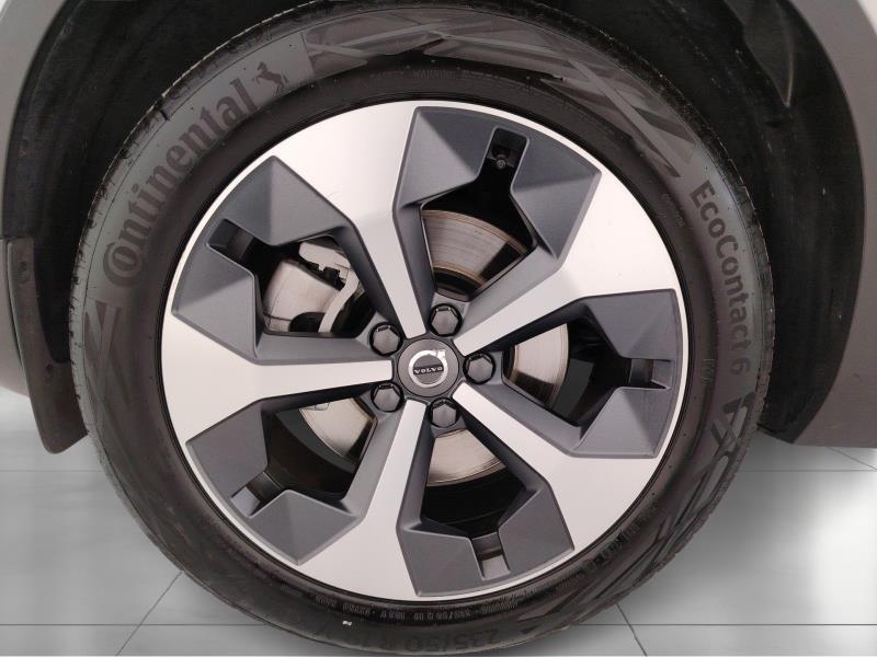 VOLVO Xc40 2.0 b3 plus dark auto