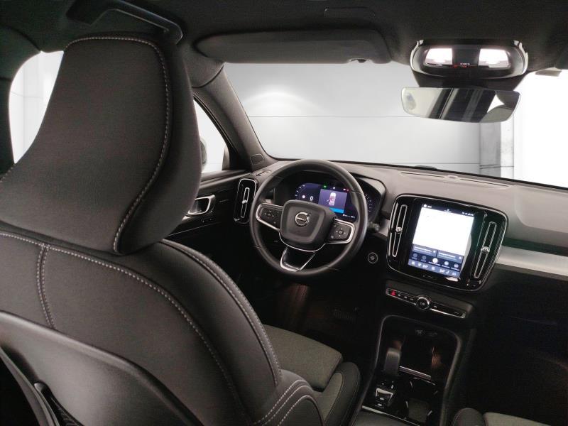 VOLVO Xc40 2.0 b3 plus dark auto
