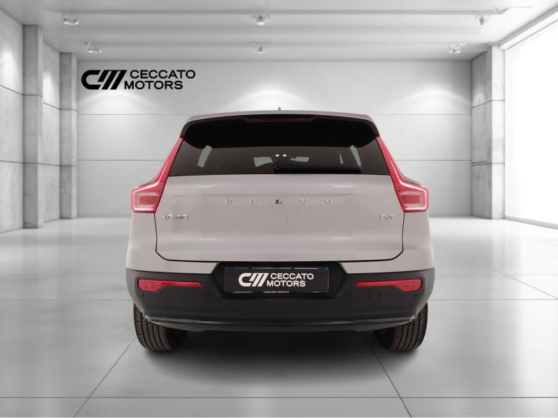 VOLVO Xc40 2.0 b3 plus dark auto