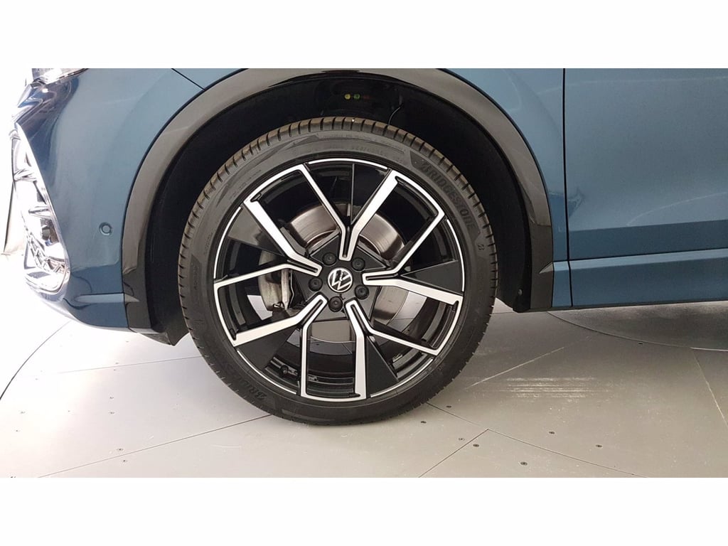VOLKSWAGEN Tiguan 2.0 tdi r-line 150cv dsg