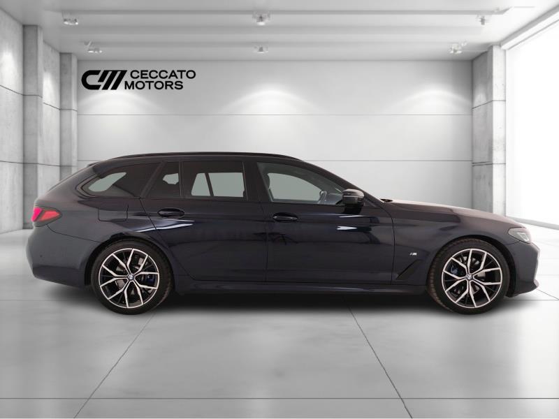 BMW 520d touring mhev 48v xdrive msport auto