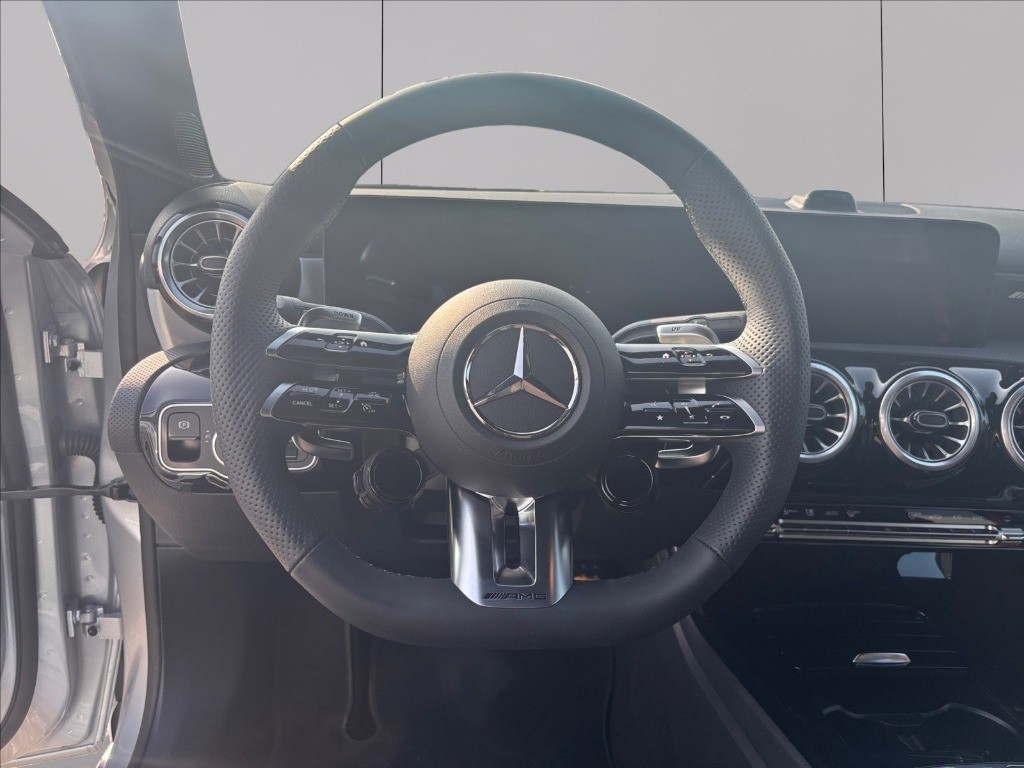 MERCEDES A amg 35 premium plus amg 4matic auto
