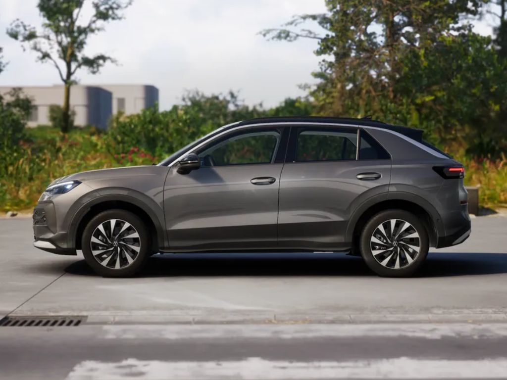 VOLKSWAGEN T-Roc 1.5 TSI Hybrid R-Line