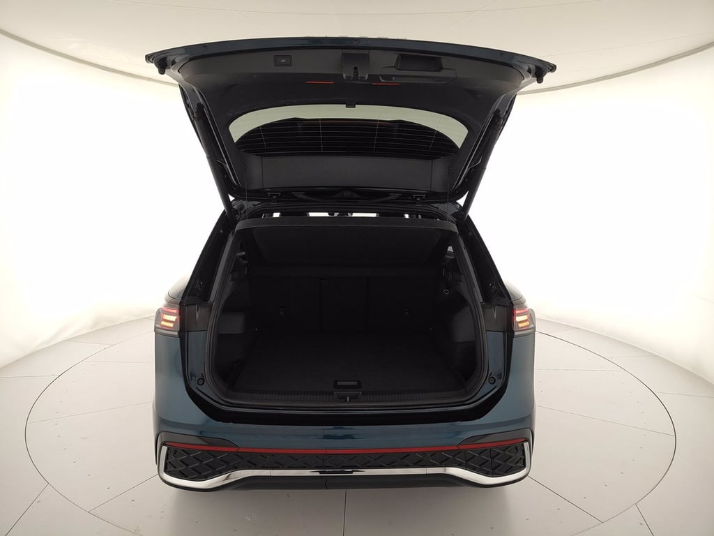 VOLKSWAGEN Tiguan 2.0 tdi r-line 150cv dsg