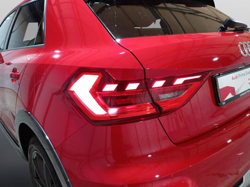 AUDI A1 allstreet 30 1.0 tfsi business 116cv s tronic