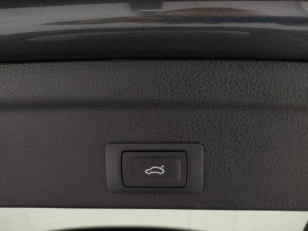 AUDI Q3 sportback 35 2.0 tdi identity black s-tronic