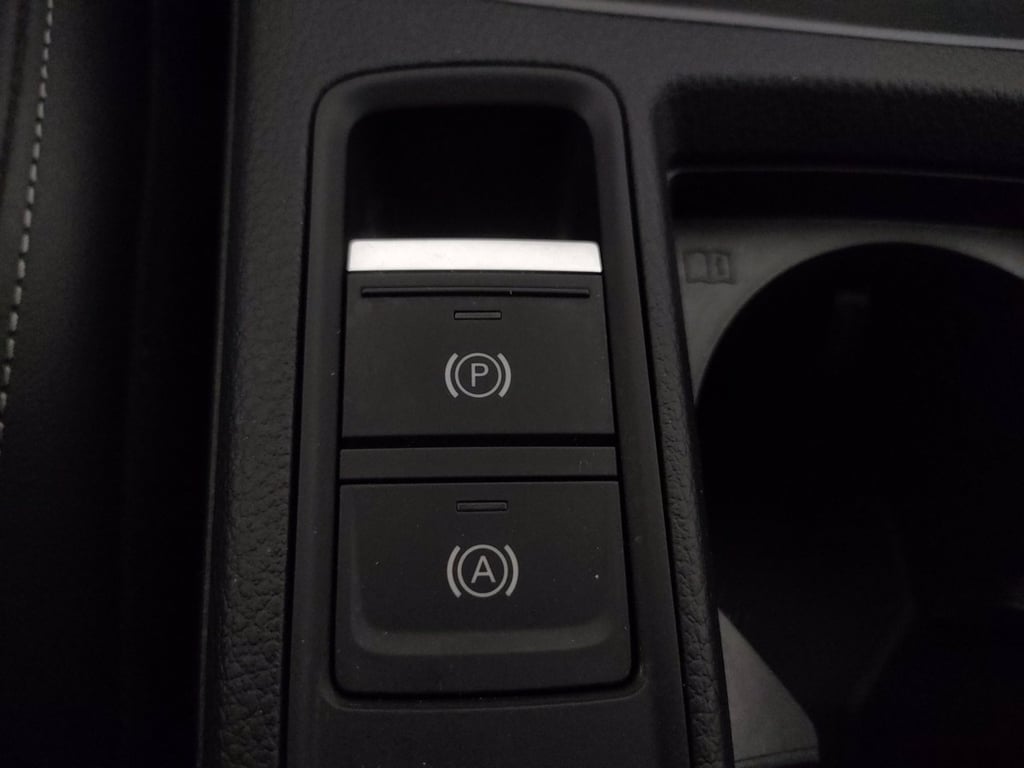 AUDI Q3 sportback 35 2.0 tdi identity black s-tronic