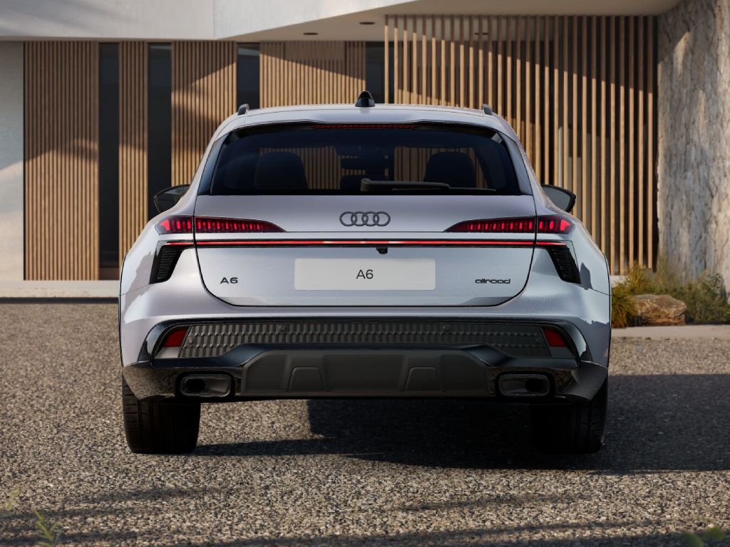 AUDI A6 allroad e-hybrid 270 kW S tronic quattro S line