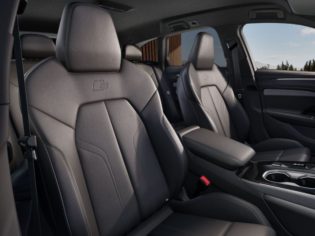 AUDI A6 allroad e-hybrid 270 kW S tronic quattro S line