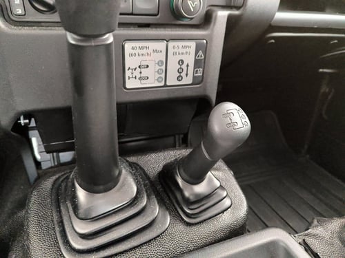 LAND ROVER Defender 90 2.4 td s sw