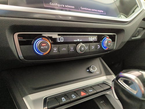 AUDI Q3 35 2.0 tdi business advanced s-tronic