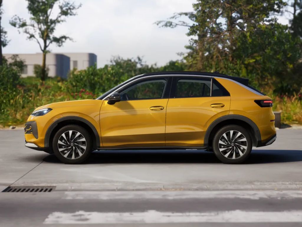 VOLKSWAGEN T-Roc 1.5 TSI Hybrid R-Line