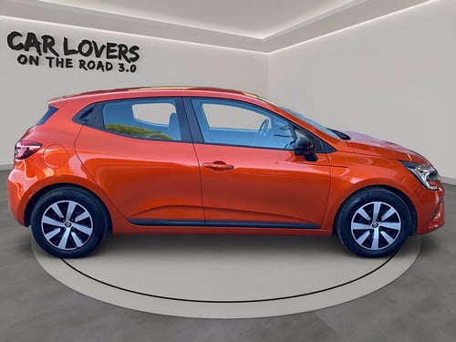 RENAULT Clio 1.6 e-tech full hybrid equilibre 145cv auto