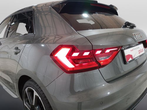 AUDI A1 sportback 25 1.0 tfsi s line edition s-tronic my20