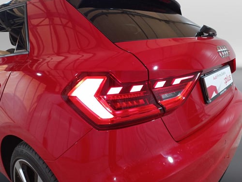 AUDI A1 sportback 30 1.0 tfsi business 116cv s-tronic