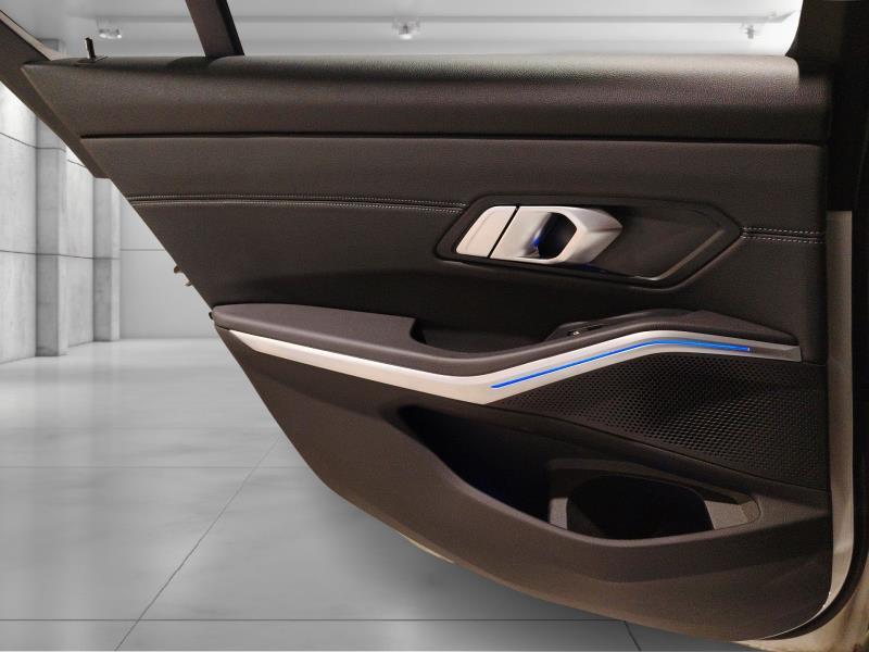 BMW 320d xdrive luxury auto