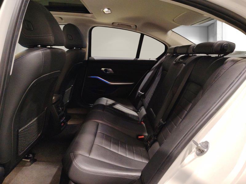 BMW 320d xdrive luxury auto