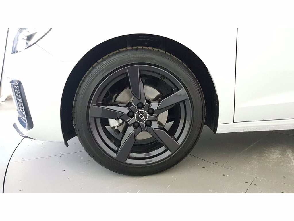 AUDI A1 sportback 30 1.0 tfsi business 116cv s-tronic