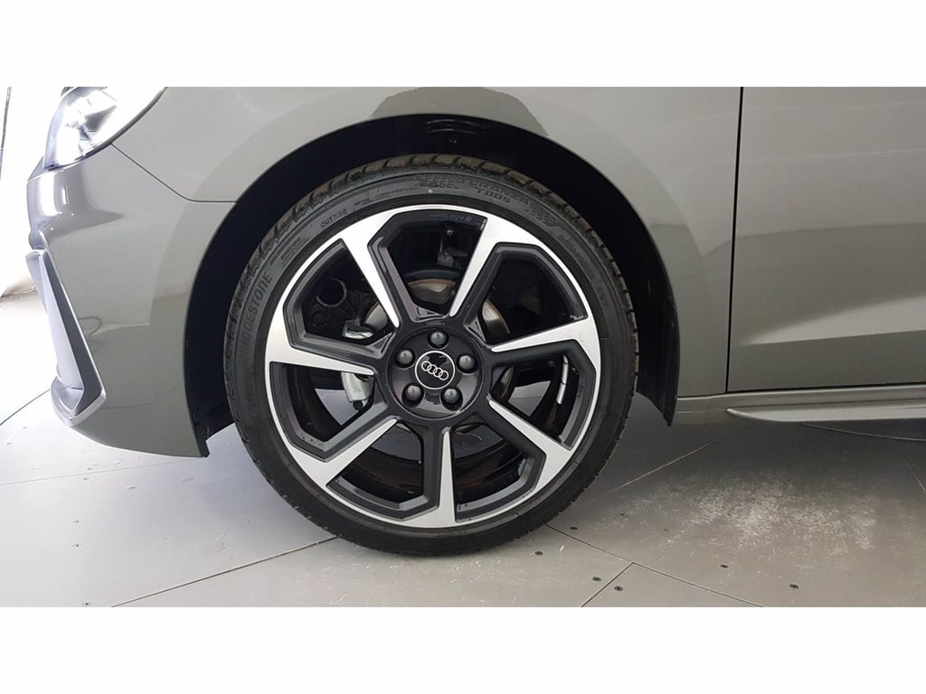 AUDI A1 sportback 25 1.0 tfsi s line edition