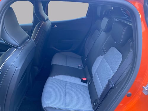 RENAULT Clio 1.6 e-tech full hybrid techno 145cv