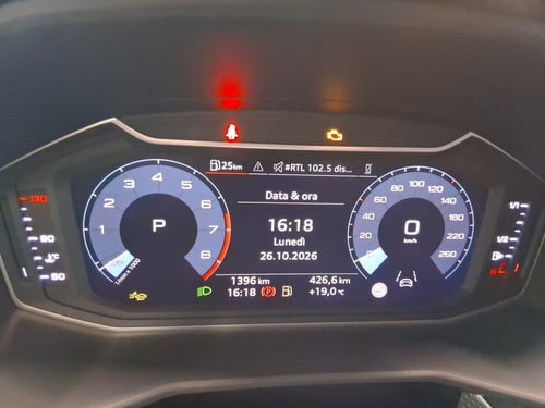 AUDI A1 sportback 30 1.0 tfsi identity black 116cv s-tronic