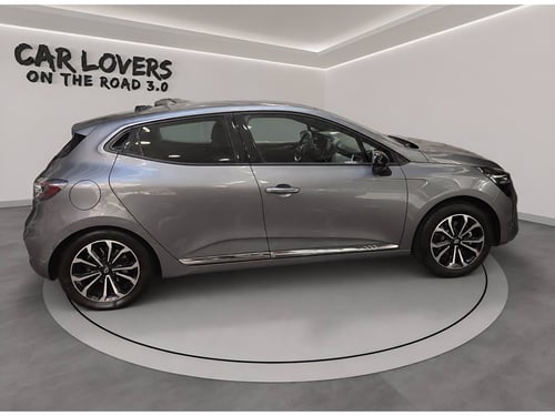 RENAULT Clio 1.6 e-tech full hybrid techno 145cv