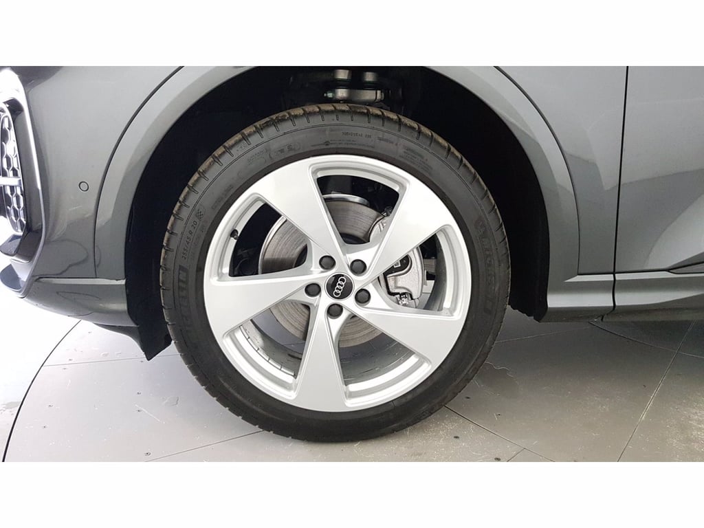 AUDI Q5 2.0 tfsi mhev+ business 204cv s-tronic