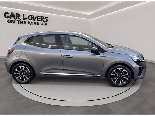 RENAULT Clio 1.6 e-tech full hybrid techno 145cv